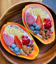 Food Presentation, Yogurt Fruit Bowl Aesthetic, Vegan Food Ideas Healthy, Farmstand Recipes, Fruit Planting, Sommer Mad, Healthy Lifestyle Food