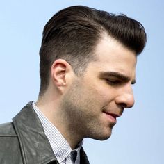 Top 20+ Business Hairstyles for Men Afro Fade, Pompadour Haircut, Professional Haircut, Classic Haircut, Pompadour Hairstyle, Taper Fade Haircut, Asian Men Hairstyle, Tapered Haircut, Short Curly Styles