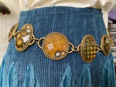 Concho Belt/ Size S to M/ Chico's Chain Belt/ Chain Belt/ Hip Belt/ Chico's Belt/ Boho belt Total length is 39". Width is 2.5 on its largest concho.  Wear this baby on your hips! Faceted acrylic conchos. A retired  design.  Never worn condition. Jewlery Belt, Funky Belts, Chain Belt Outfit, Belts Aesthetic, Modern Nostalgia, Hip Belts, La Jewelry, Chunky Belt, Boho Belt