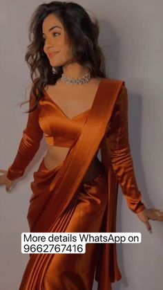 Blouse Party Wear, Dessert Thanksgiving, Thanksgiving Aesthetic, Satin Silk Saree, Bridesmaid Satin, Latest Model Blouse Designs