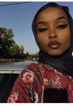 Eid Makeup, Woc Makeup, Hijab Makeup, Mode Turban, Black Women Makeup, Full Face Makeup, Makeup For Black Women, Dark Skin Makeup