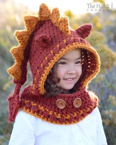 CROCHET PATTERN Lucky Dragon Hood & Cowl chunky crochet Hooded Cowl Pattern, Crochet Hood, Lucky Dragon, Crochet Mignon, Hood Pattern, Hooded Cowl, Confection Au Crochet, Crochet Pattern Free, Crochet Dragon