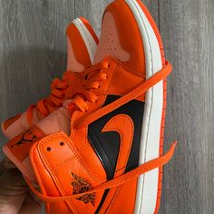 Women's Shoes Crimson Bliss/Black/Sail/ Rush Orange Size 8.5 Style Dm3381-600 Jordan 1 Orange, Custom Jordan Shoes, Jordan 1 Colors, Sneakers Head, Jordans Aesthetic, Nike Shoes Women Fashion, Pretty Sneakers, Custom Sneakers Diy, Custom Jordans