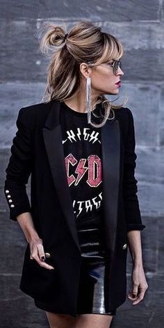 Look Rock Chic, Look Disco, Rocker Chic Style, Rok Outfit, Mode Rock, Mode Punk, Edgy Chic, Winter Chic, Women Fashion Edgy