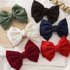 Set Of 4 Large Oversized Linen Girls Bow Set. Colors Are Green, Black, Burgundy And White. As Shown In Individual Pictures. Bundle And Save!! Large Hair Bows, Fabric Hair Bows, Hair Accessories Clips, French Hair, Fabric Bows, Bow Set, Fashion Hair Accessories, Vintage Linen, Bow Hair Clips