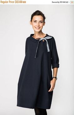 VENTA  vestido clásico  Francés Vestido  Vestido azul Dress Patterns, Deep Blue Dress, French Dress, Minimalist Dresses, Classic Dress, Mode Outfits, Smart Casual, Blue Dress, Look Fashion