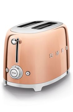 an image of a toaster with the word smeg on it