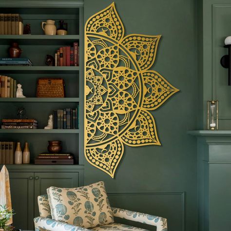 #islam #islamic #islamicmandala #mandala #islamicpattern #pattern #islamicdecor #metal #metaldecor #walldecor #wallartistanbul Decor Indian Home, Islamic Mandala, Indian Inspired Decor, Wall Art Indian, Indian Wall Decor, Indian Wall Art, Indian Living Room, Arabic Decor, Indian Bedroom