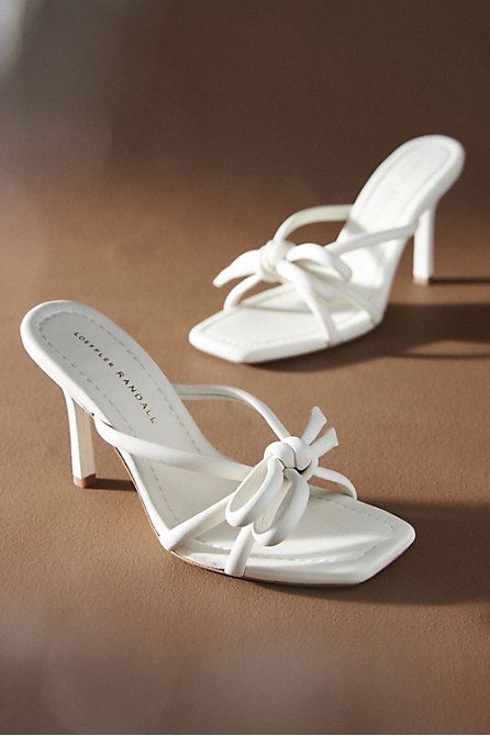 Wedding Shoes Silver, Elegant Shoes Heels, Hak Tinggi, Silver Wedding Shoes, Ivory Wedding Shoes, Fashion Shoes Heels, Shoes Heels Classy, Wedding Shoes Bride, Shoes Silver