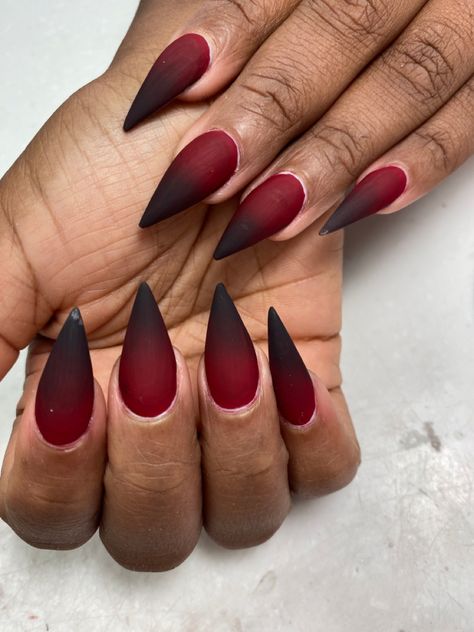 Sharp Almond Nails Short, Black Red Ombre Nails Coffin, Black And Red Gothic Nails, Red Ombre Nails Almond, Round Pointy Nails, Red And Black Ombre Nails Coffin, Dark Vampy Nails, Black And Red Ombré Nails, Almond Nail Black