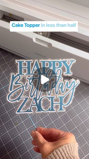 Happy Birthday Topper Cricut, Diy Happy Birthday Cake Topper, Happy Birthday Cake Topper Svg Free Cricut, Cricut Cake Topper Birthday, Cricut Cake Toppers Diy, Cricut Acrylic Cake Topper, Diy 3d Cake Topper, Circuit Cake Toppers, Cricut Cake Topper Tutorial