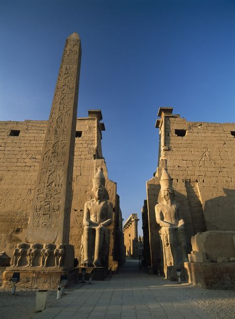 These ancient structures have been used for worship for thousands of years | archdigest.com Luxor Temple, Egyptian Art Drawing, Ancient Egyptian Temple, Anunnaki Aliens, Ancient Egyptian Architecture, Egiptul Antic, Egyptian Temple, Ancient Egypt History, Karnak Temple