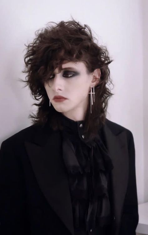 Gothic Male Aesthetic, Goth Mens Hair, Tim Burton Outfit Ideas Men, Steampunk Hairstyles Men, 80s Goth Hairstyles, Goth Men Hairstyles, Hot Transmasc Emos, Goth Portrait Photography, Trad Goth Prom