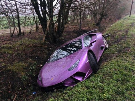 Purple Lamborghini Aesthetic, Purple Car Aesthetic, Lamborghini Purple, Lamborghini Aesthetic, Purple Lamborghini, Tesla Car Models, Car Gif, Girly Car Accessories, Purple Car