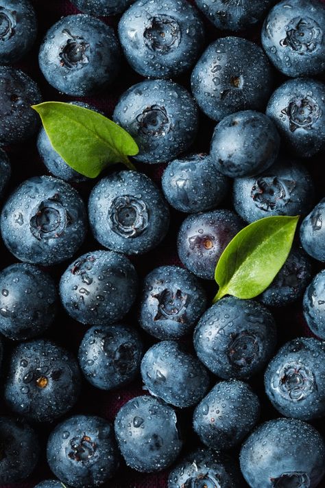 Blueberry Beet Smoothie - Will Cook For Friends Beautiful Fruits Photography, Blueberries Photography, Blueberry Photo, Blueberries Aesthetic, Blueberry Aesthetic, Blueberry Photography, Berries Photography, Blueberries Fruit, Fruit Hacks