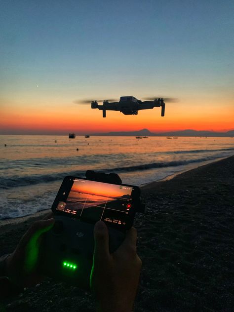 Hawaii Drone Photos, Drone Aesthetic, Drone Wallpaper, Drone Flying, Drone Business, Drone With Camera, Medical Wallpaper, Wallpaper Texture, Light And Darkness