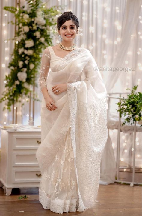 Blouse Designs Latest Organza, Christian Bridal Blouse Designs, Cutwork Saree Designs, Christian Wedding Saree Collection, Confirmation Aesthetic, Buddhist Bride In White Saree, Bridal White Saree, White Tissue Saree, White Saree Aesthetic