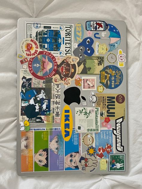 Computer With Stickers Aesthetic, Sticker Macbook Case, Decorate Laptop Stickers, Computer Aesthetic Stickers, Sticker Computer Aesthetic, Stickers On Desk, Laptop Case Aesthetic Stickers, Cute Macbook Stickers, Stickers Aesthetic For Laptop