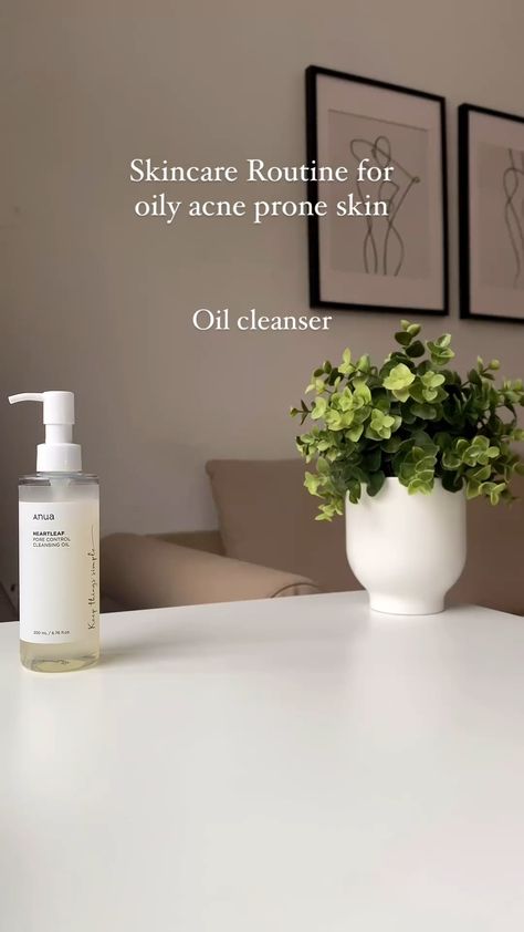 Skincare routine for oily acne prone skin 💫💕 Best Skincare Products For Oily Acne Prone Skin, Cleansers For Oily Acne Prone Skin, Face Care Routine Products Oily Skin, Korean Cleanser For Acne, Best Korean Skincare For Oily Skin, Korean Cleanser For Oily Skin, Oily Acne Skin Care Routine, Oily Skin Care Routine Korean, Skincare Oily Acne Prone Skin