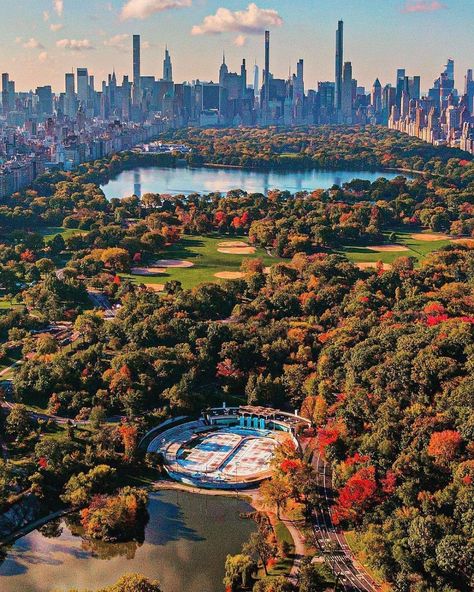 NEW YORK | Central Park Tower (Nordstrom)| 1,550 FT | 131 FLOORS - Page 382 - SkyscraperPage Forum Central Park Aesthetic, New York City Central Park, Voyage New York, Fall Vacations, Travel Architecture, Central Park Nyc, Autumn In New York, Park In New York, Architecture Landscape