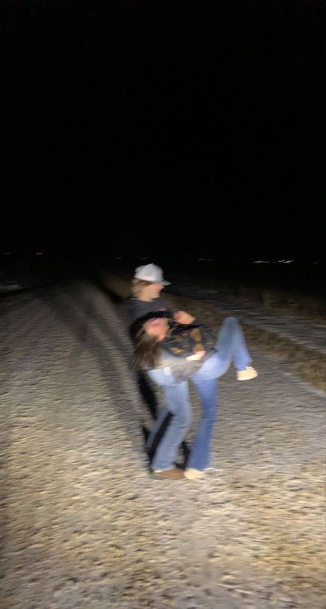 Dancing In Headlights Country, Country Couples Cuddling, Dancing In The Headlights Country, Country Cupples, Dancing In Headlights, Rodeo Boyfriend, Rodeo Couples Goals, Dancing In The Headlights, Country Boyfriend Goals