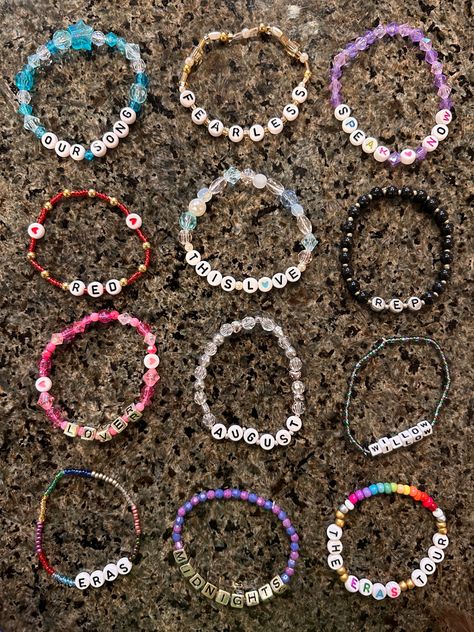 Simple Taylor Swift Bracelets, Eras Tour Bracelets Speak Now, Folklore Eras Tour Bracelets, Eras Tour Friendship Bracelets Folklore, Eras Tour Friendship Bracelets Reputation, Speak Now Friendship Bracelet Ideas, Eras Colors Taylor Swift, Simple Eras Tour Bracelets, Eras Tour Bracelets Folklore