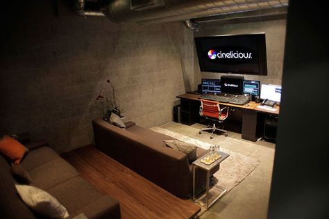 Edit Suite, Gus Van Sant, Editing Studio, Into Drawing, Editing Suite, Viewing Room, Computer Room, Blizzard Entertainment, Card Balance