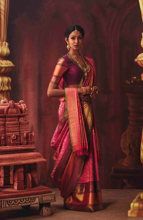 South Indian Bride Saree, Ravi Varma, Indian Culture And Tradition, Clothes Drawing, Bride Ideas, Royal Indian, Cotton Blouse Design, Saree Wearing, Saree Wearing Styles