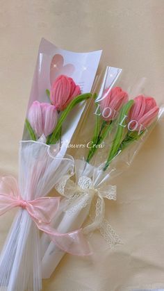Pipe Cleaner Crafts, Pink Tulip Bouquet, Flower Bouqet, Pipe Cleaner Flowers, Clean Flowers, Diy Bouquet Wrap, Flower Bouquet Diy, Flower Gift Ideas, Flower Business