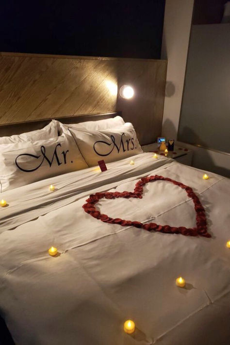 Anniversary Bedroom Ideas For Couple
#aniversarydecor #bedroomdecor #decorations #romanticbedroom #surprisebedroom Honeymoon Surprises For Him, Wedding Night Ideas Bedroom, Honeymoon Hotel Room Decorations, Honeymoon Room Romantic, Honeymoon Room Decorations, Honeymoon Suite Decorations, Honeymoon Hotel Room, Wedding Night Room Decorations Romantic, Honeymoon Ideas Romantic