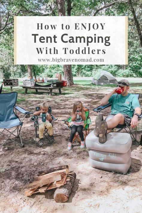 Toddler Camping Essentials, Activities While Camping, Camping Hacks With Kids, Zelt Camping, Cozy Camping, Camping With Toddlers, First Time Camping, Camping Kit, Family Tent Camping