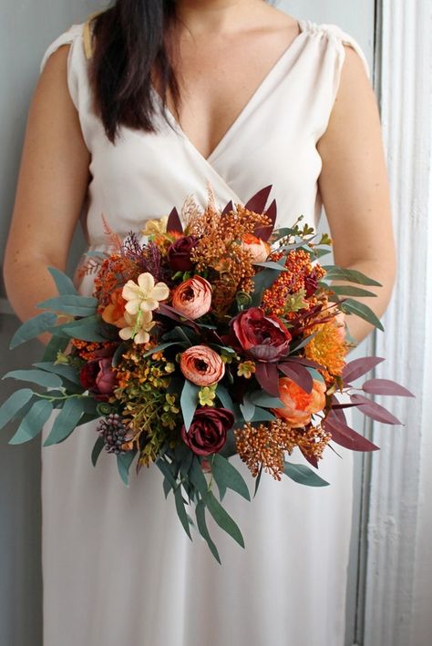 Bouquet Fall Wedding, Orange Wedding Bouquet, Fall Wedding Bouquet, Burgundy Bouquet, Eucalyptus Bouquet, Bridal Bouquet Fall, Silk Wedding Bouquets, Bridal Bouquet Flowers, Flower Girl Crown