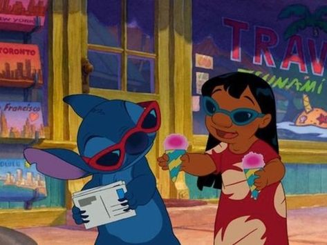 What Disney Doppelgangers are You and Your Best Friend? Movie Duos, Disney Duos, Disney Names, Lilo Und Stitch, Disney Quizzes, Disney Best Friends, Foto Disney, Lilo Et Stitch, Best Friends Cartoon