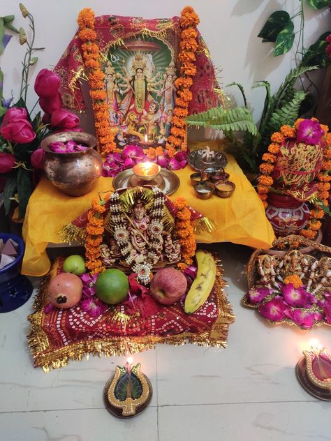 #navratri #durgapuja #ghatasthapna Durga Puja At Home, Navratri Puja At Home, Navratri Puja Decoration At Home, Puja Decoration, Navratri Puja, Meri Maa, Mandir Decoration, Decoration Theme, Best Snapchat