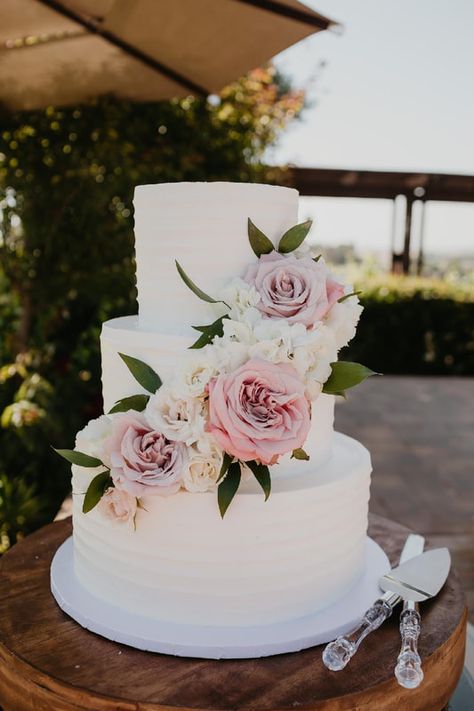 Wedding Cake Fake Flowers, Wedding Cake Designs With Flowers, Wedding Cake For 25 People, Wedding Cake Costco, Two Tiered Wedding Cake With Flowers, 3 Tier Floral Wedding Cake, Simple White Wedding Cake With Flowers, 3 Tire Cake Wedding, 3 Tier White Wedding Cake With Flowers