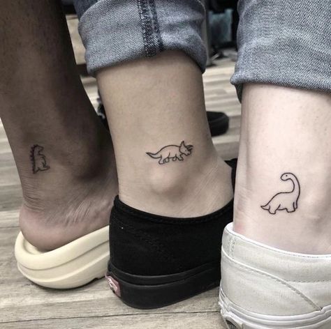 Dinasour Tattoo, Small Dope Tattoos, Matching Bff Tattoos, Maching Tattoos, Magic Runes, Ear Tattoo Ideas, Bestie Tattoo, Dinosaur Tattoos, Ear Tattoos