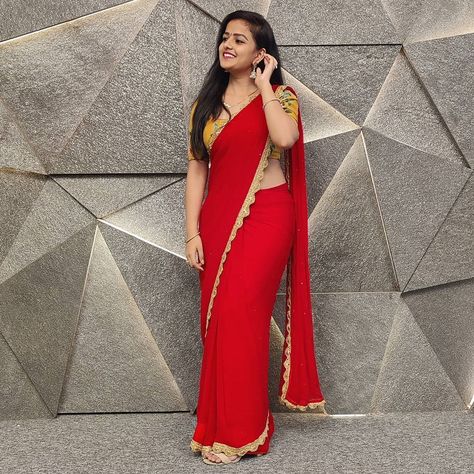 Vaishnavi chaitanya on Instagram: “❤️❤️❤️ Outfit : @elegant_threads_by_salma” Vaishanavi Chaithanya, Vaishnavi Chaitanya, Pinterest Pics, Outfit Elegant, Sarees For Girls, Indian Movie, Movie Actress, Saree Poses, Arabian Beauty Women