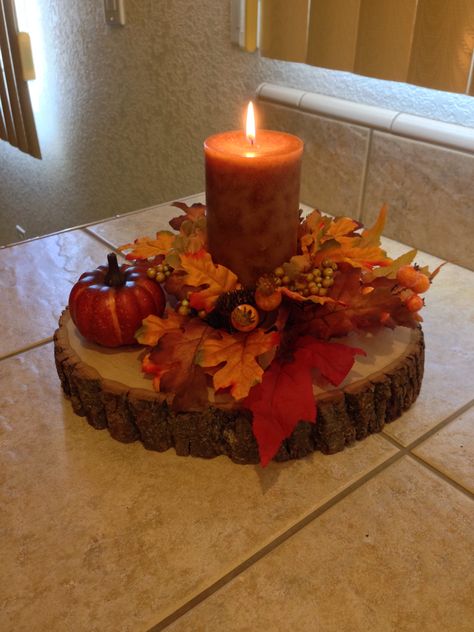 Fall Wood Slice Centerpiece, How To Decorate Fireplace For Fall, Fall Centerpiece With Candles, Fall Leaves Centerpiece, Fall Candle Centerpieces Diy, Pumpkin Themed Centerpieces, Fall Leaf Centerpieces, Fall Centerpieces Wedding Diy, Simple Fall Centerpieces For Table Party