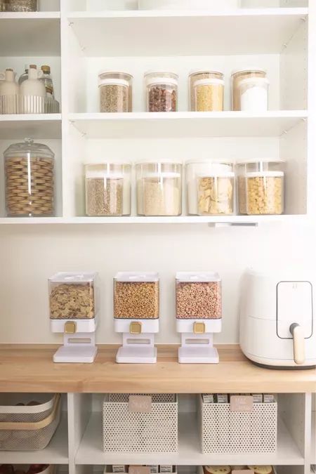 Organisation, Open Kitchen Set Up, Pantry Organization Minimalist, Aesthetic Pantry Organization, Neutral Organization, Aesthetic Pantry, Open Pantry Organization, Pantry Must Haves, Minimal Pantry