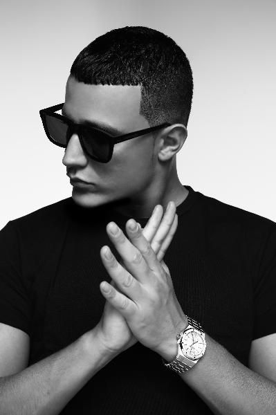 The "Turn Down For What?" producer has done anything but: Since the 2013 5x platinum single DJ Snake has continued to tour the EDM festival circuit, performing at Coachella and EDC Las Vegas. He released "Lean On" with Major Lazer in 2015, which became Spotify's most-streamed song ever. Dj Pics, Music Festival Photography, Music Photoshoot, Turn Down For What, Male Portrait Poses, Senior Boy Photography, Dj Photography, Musician Photography, Edc Las Vegas