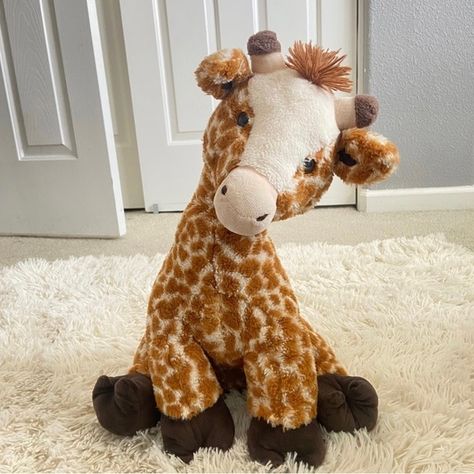 Giraffe Plushie Giraffe Teddy Bear, Stuffed Animal Giraffe, Giraffe Room, Stuffed Giraffe, Giraffe Stuffed Animal, Elephant Plush Toy, Jellycat Stuffed Animals, Giraffe Toy, Giraffe Plush