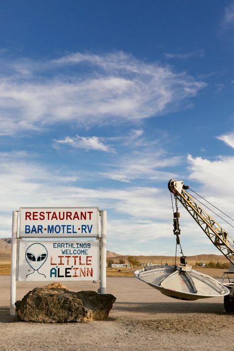 Extraterrestrial Highway Nevada, Nevada Aesthetic, Extraterrestrial Highway, Nevada Photography, American Nostalgia, Friends Trip, Usa Road Trip, Great Basin National Park, Nevada Desert