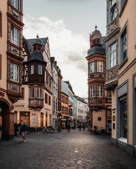 Heidelberg, Germany Travel, Koblenz Germany, Building Aesthetic, Urban Center, Architecture Design Sketch, Thanks For Sharing, Architecture Exterior, Great Pictures
