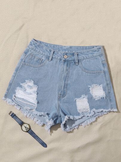 Celana Jins, Women Denim Shorts, Jean Short Outfits, Girls Denim Shorts, Ripped Jean Shorts, Ripped Denim Shorts, Ripped Shorts, Trendy Fashion Tops, Shorts Denim