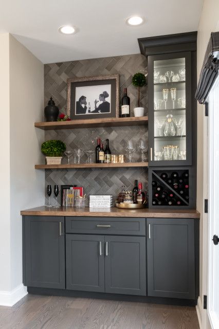 Home Bar Sideboard Ideas, Dry Bars Ideas For Home, Walk Up Bar Basement, Built In Bar Ideas For Home, Built In Dry Bar, Snack Bar Design, Mini Bar Ideas, Small Home Bar Ideas, Scandinavian Bar