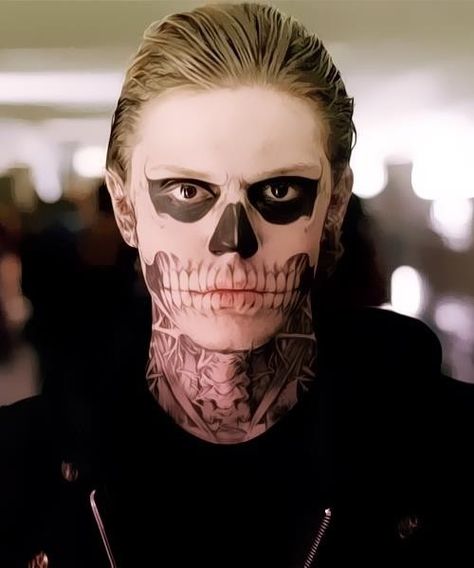 Evan Peters skull makeup from American Horror Story American Horror Stories, Evan Peters American Horror Story, Tate And Violet, American Horror Story 3, American Horror Story Seasons, Dane Dehaan, Skeleton Makeup, Tate Langdon, Behind Blue Eyes