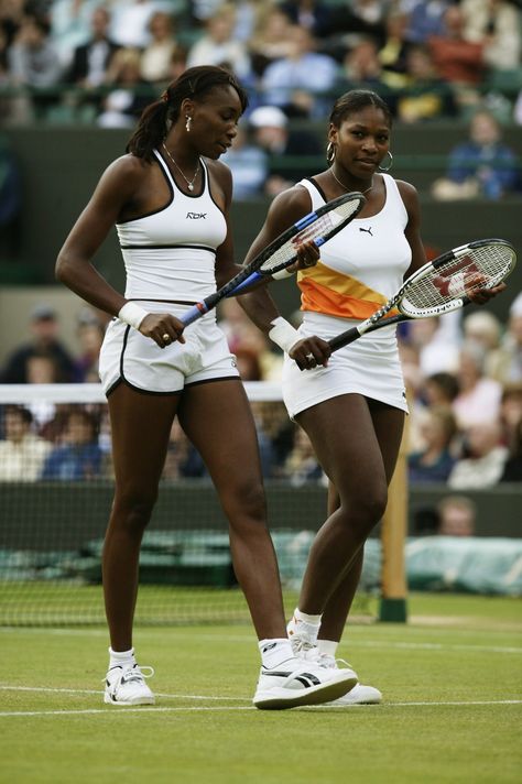 Wimbledon Dress Code, Ql Muscle, Court Outfit, Serena Williams Tennis, Wimbledon Fashion, Venus And Serena Williams, Williams Tennis, Tennis Aesthetic, Tennis Outfits