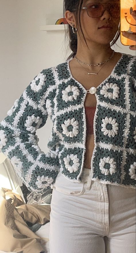 blue crochet grandma square cardigan outfit, crochet outfit inspo Grandma Square Crochet Sweater, Outfits With Crochet Cardigan, Granny Square Tie Cardigan, Grandmas Squares Crochet, Granny Square Crochet Cardigan Ideas, Grandma Square Crochet Cardigan, Autumn Outfits 2024 Women, Crochet Square Clothes, Diy Cardigan Crochet