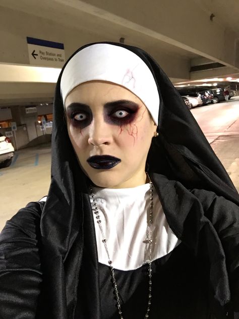 Creepy Halloween Makeup Nun, Evil Nun Makeup Halloween, Scary Nun Makeup Easy, Creepy Nun Makeup, Halloween Nun Costume Makeup, Nun Makeup Halloween Pretty, Nun Costume Makeup, Scary Nun Makeup, Nun Makeup Halloween