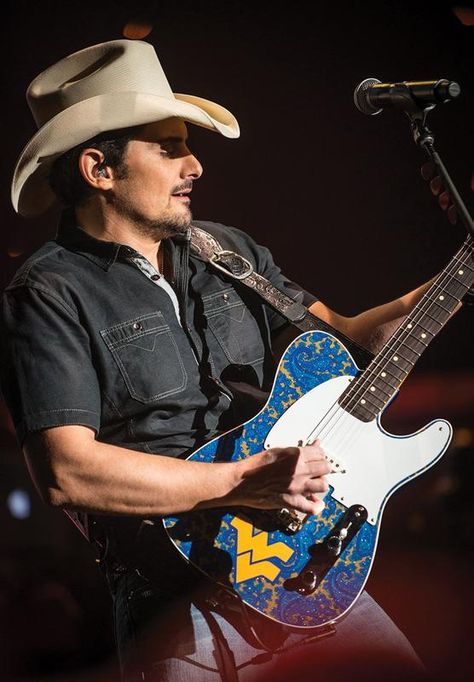 Brad Paisley Net Worth|Wiki,bio,earnings, songs, albums, wife, YouTube, Age,events Lady Antebellum, Country Musicians, Brad Paisley, Country Girl Problems, Country Music Quotes, Country Song Quotes, Brad Paisley Songs, Luke Bryan Quotes, Zac Brown Band